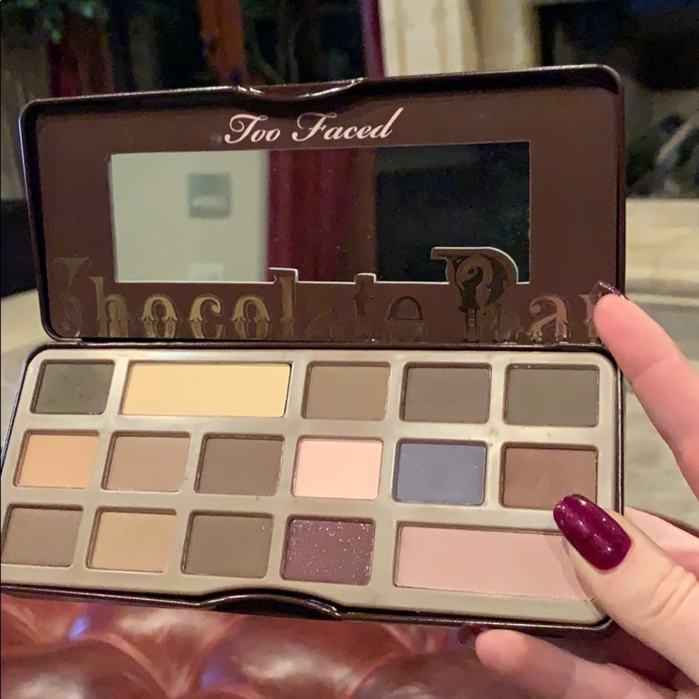 Too Faced Chocolate Bar